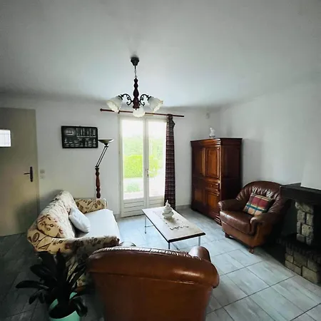 Maison Situee Aux Confins De La Vallee Du Loir * Le Lude