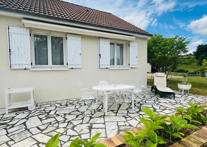 Maison Situee Aux Confins De La Vallee Du Loir Landhaus *